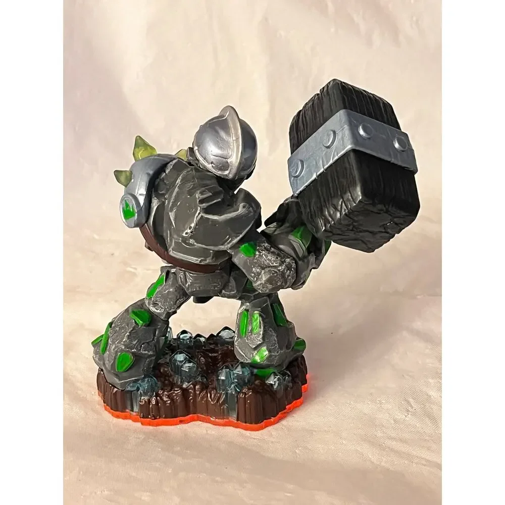 Skylanders Giant -Earth Element - Lot of 5- Activation 2012